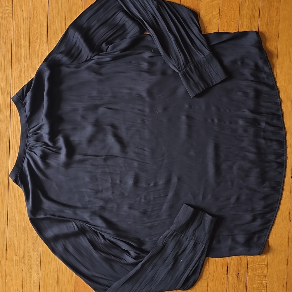 Sanctuary, Split V-Neck, Pleated Sleeve Blouse, Black, VGUC, Women's L - Picture 2 of 16